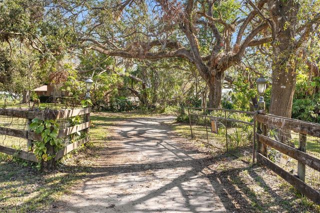 8725 ERIE LANE, Parrish, FL 34219