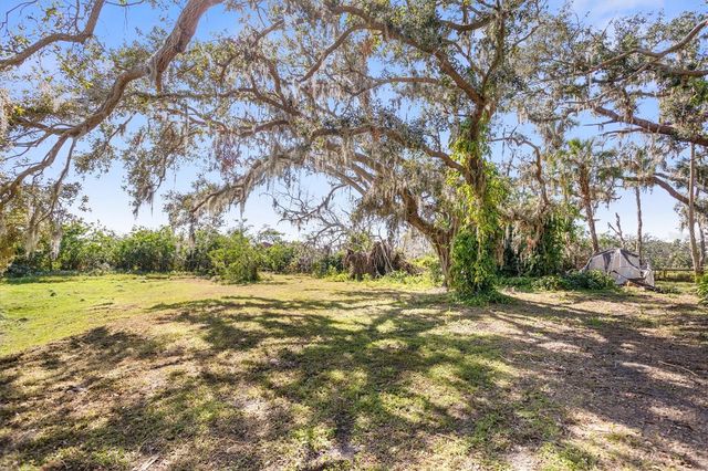8725 ERIE LANE, Parrish, FL 34219