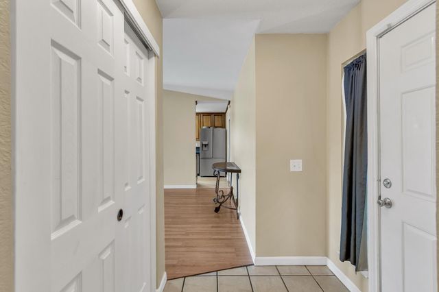 8069 Cornerstone Way, Citrus Heights, CA 95621