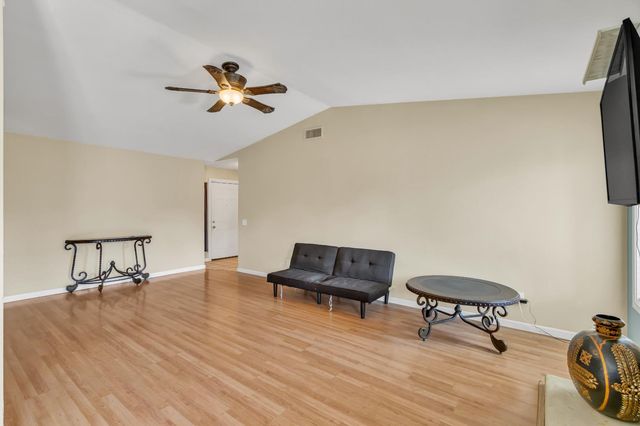 8069 Cornerstone Way, Citrus Heights, CA 95621