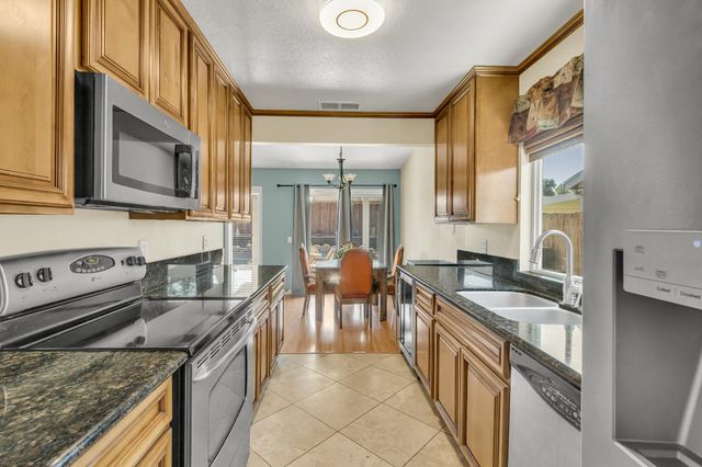 8069 Cornerstone Way, Citrus Heights, CA 95621