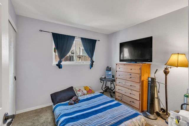 8069 Cornerstone Way, Citrus Heights, CA 95621