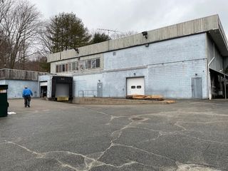 17 Industrial Drive, Waterford, CT 06385