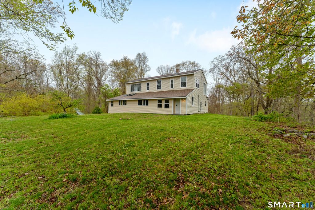 859 Ekonk Hill Road, Voluntown, CT 06384