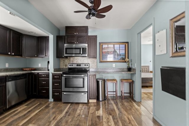 5757 Arcola Street, Garden City, MI 48135