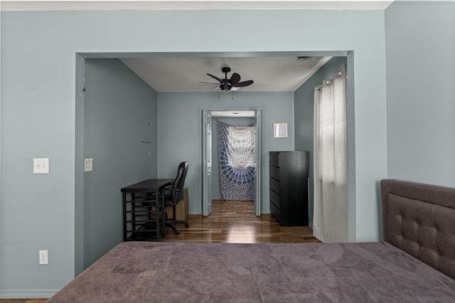 5757 Arcola Street, Garden City, MI 48135