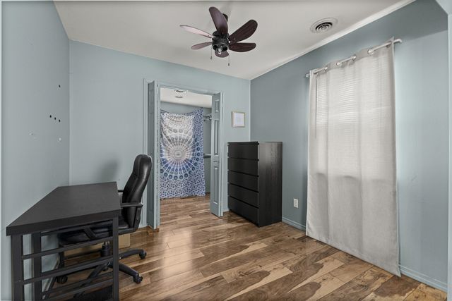 5757 Arcola Street, Garden City, MI 48135