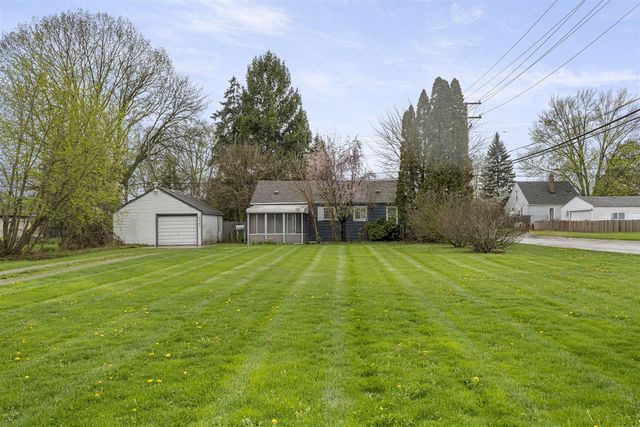 5757 Arcola Street, Garden City, MI 48135