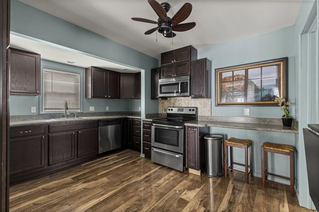 5757 Arcola Street, Garden City, MI 48135