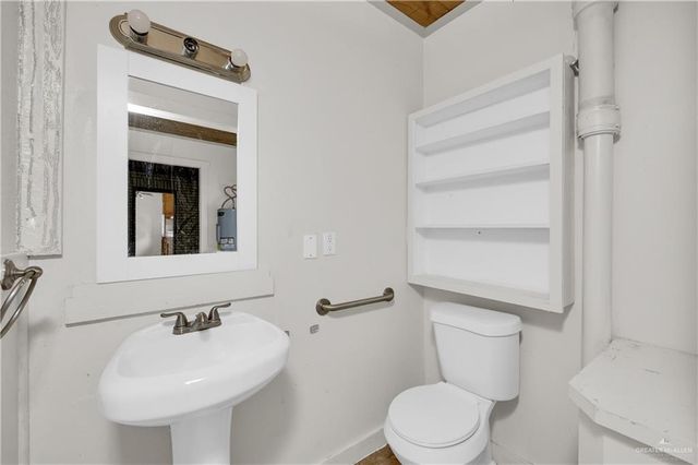 704 Beech Avenue, Mcallen, TX 78501