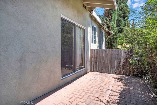 829 Cooper Ave, Los Angeles, CA 90042