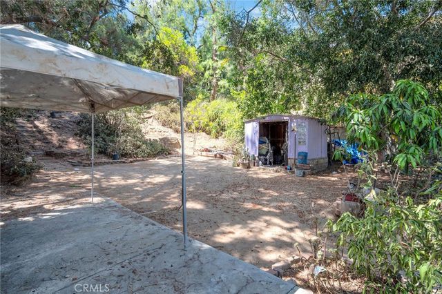 829 Cooper Ave, Los Angeles, CA 90042