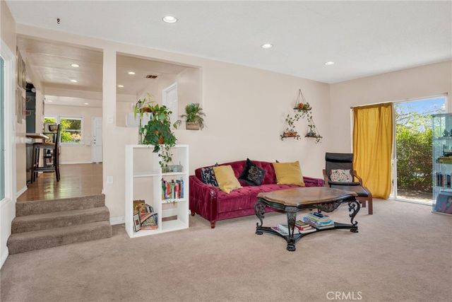 829 Cooper Ave, Los Angeles, CA 90042