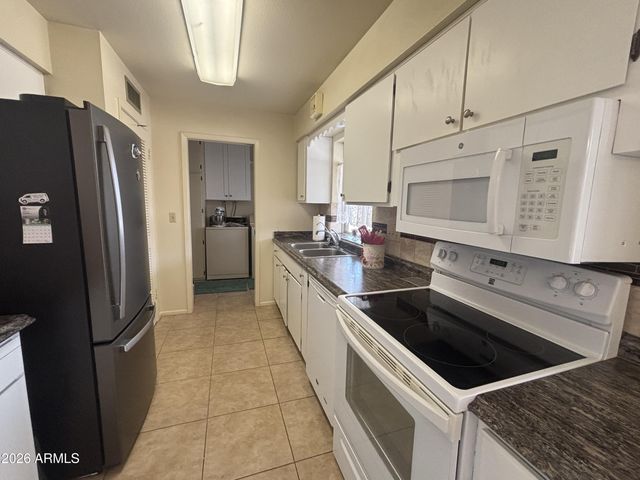 4620 E DRAGOON Avenue, Mesa, AZ 85206