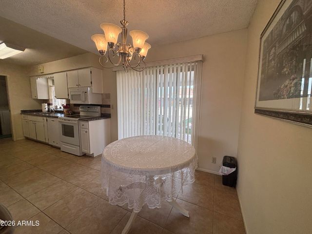 4620 E DRAGOON Avenue, Mesa, AZ 85206