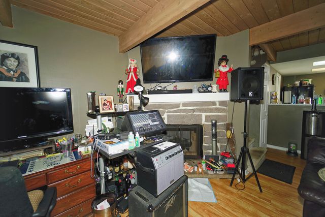 389 Meadow Green Lane 1, Round Lake Beach, IL 60073