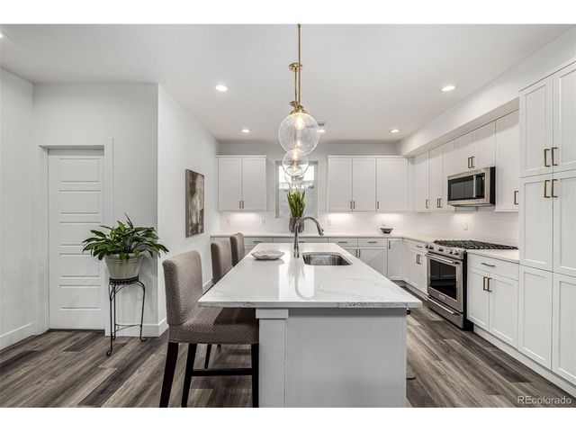 6820 E Lowry Blvd, Denver, CO 80230