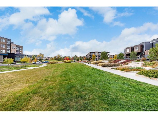 6820 E Lowry Blvd, Denver, CO 80230