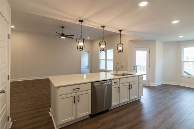 10 Miller Farm, Clarksville, TN 37043