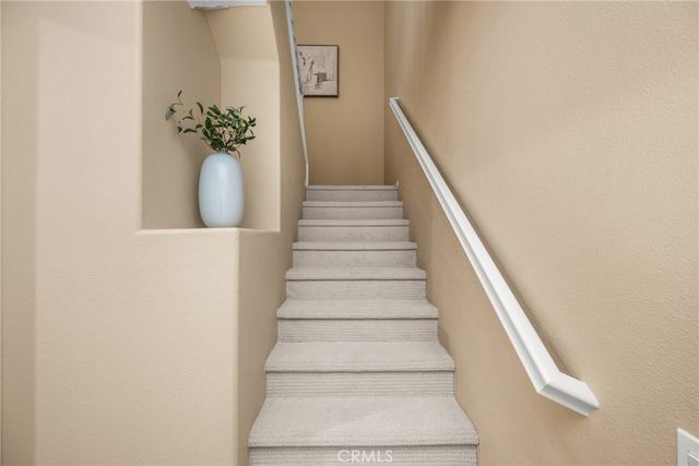 125 Chantilly, Irvine, CA 92620