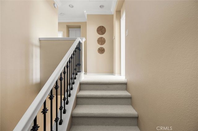 125 Chantilly, Irvine, CA 92620