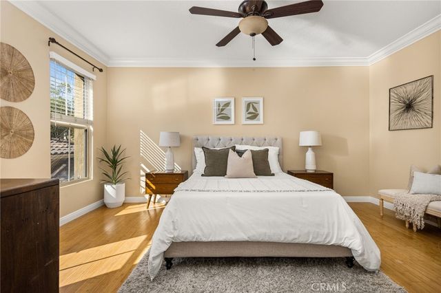 125 Chantilly, Irvine, CA 92620