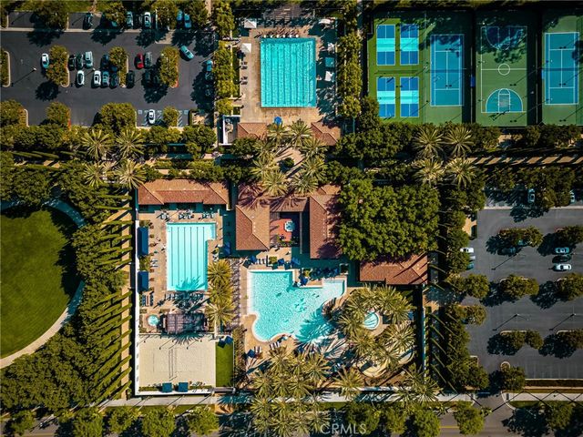 125 Chantilly, Irvine, CA 92620