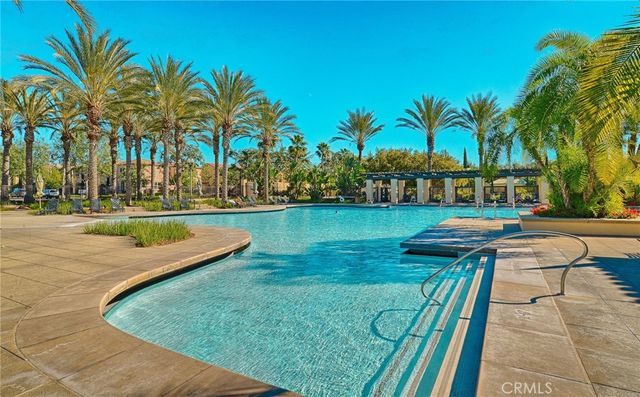 125 Chantilly, Irvine, CA 92620