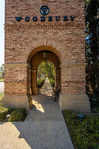 125 Chantilly, Irvine, CA 92620