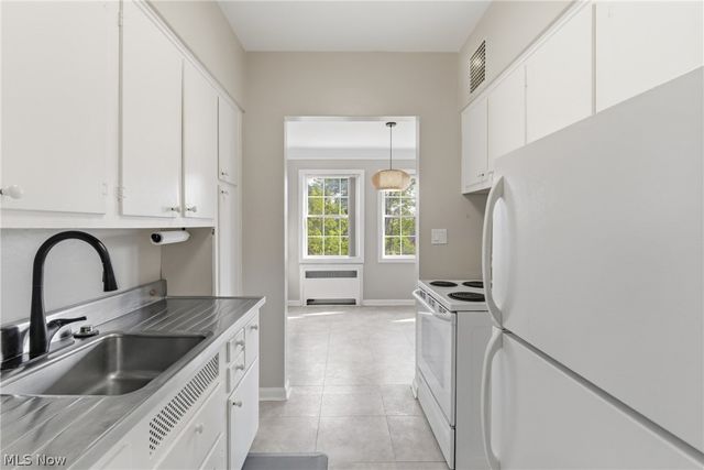 15820 Van Aken Boulevard, Shaker Heights, OH 44120