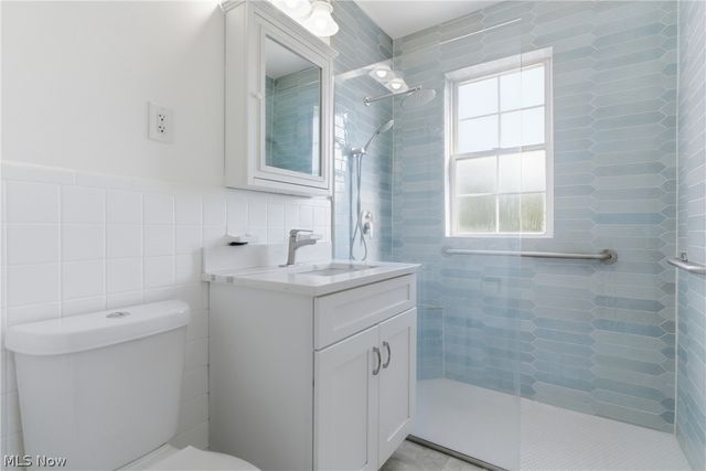 15820 Van Aken Boulevard, Shaker Heights, OH 44120