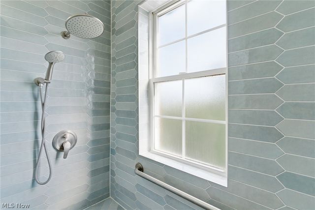 15820 Van Aken Boulevard, Shaker Heights, OH 44120