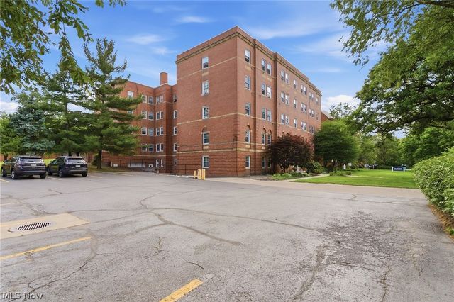 15820 Van Aken Boulevard, Shaker Heights, OH 44120