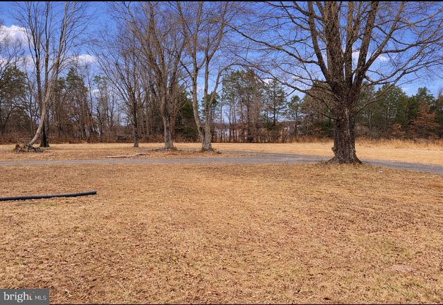 13605 FLEETWOOD DR, Nokesville, VA 20181