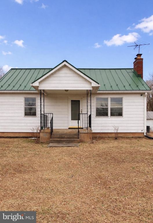 13605 FLEETWOOD DR, Nokesville, VA 20181