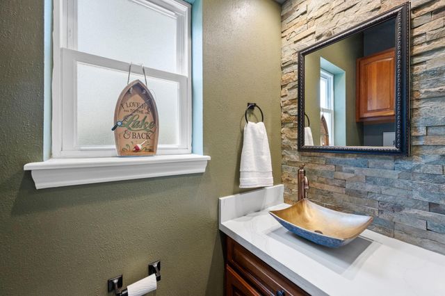 3422 Spring Manor Drive, Kingwood, TX 77345