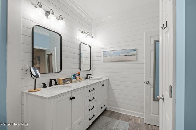 208 Shoreline Drive, Cedar Point, NC 28584