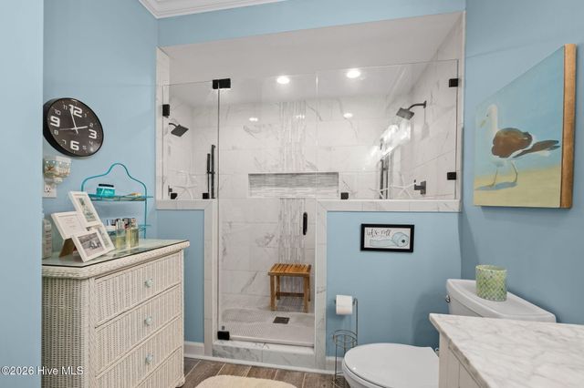 208 Shoreline Drive, Cedar Point, NC 28584