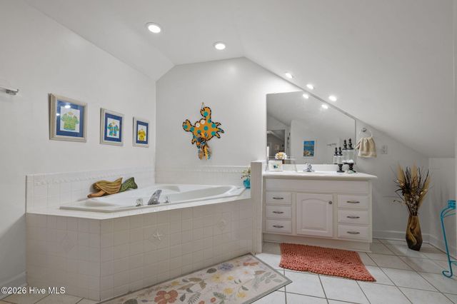 208 Shoreline Drive, Cedar Point, NC 28584