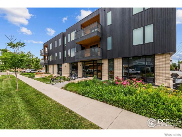 2718 Pine Street 301, Boulder, CO 80302
