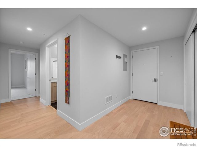 2718 Pine Street 301, Boulder, CO 80302