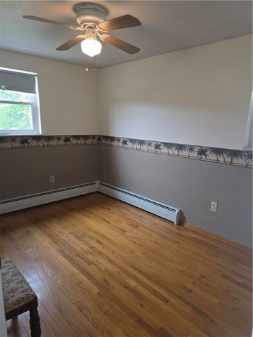 100 Pinewood Dr, South Fayette, PA 15017