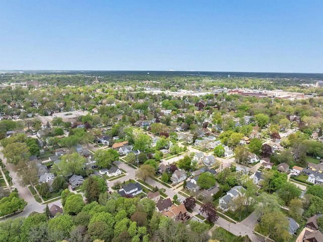 1019 E ELDORADO STREET, Appleton, WI 54911