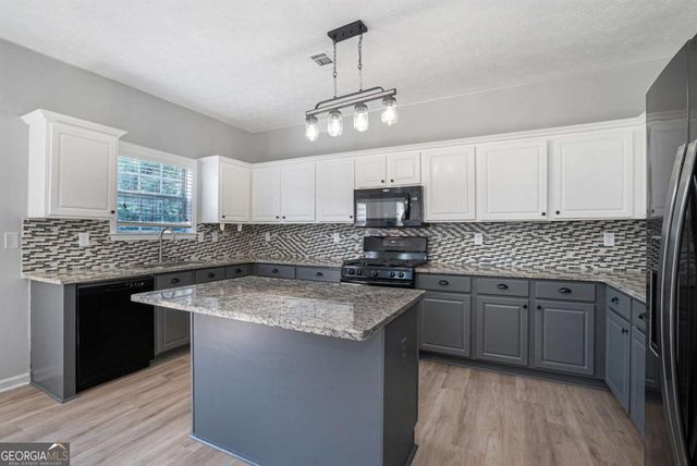 5200 Sunset Maple Trail, Lilburn, GA 30047