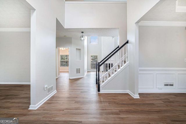 5200 Sunset Maple Trail, Lilburn, GA 30047