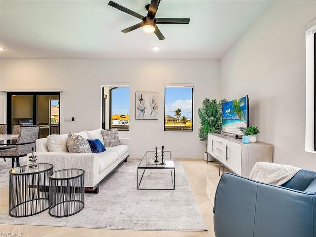 1109 NW 14th ST, Cape Coral, FL 33909