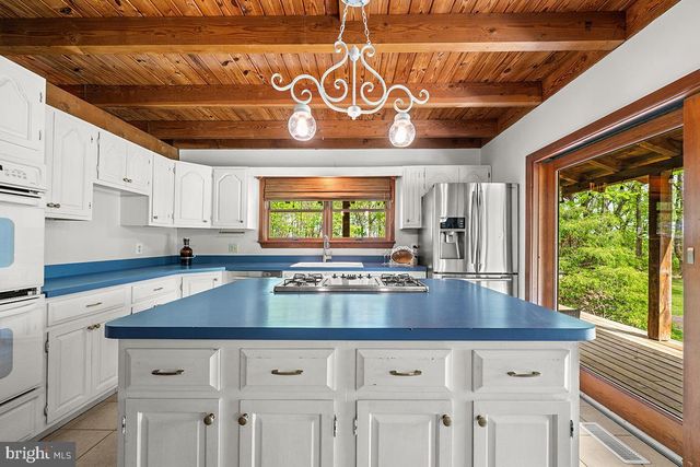 37844 NICEWARNER LN, Lovettsville, VA 20180