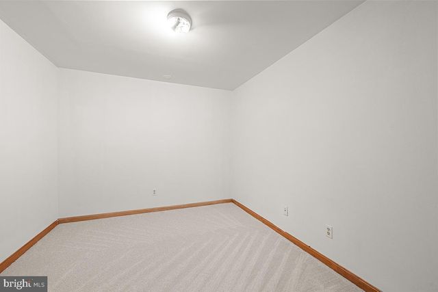 37844 NICEWARNER LN, Lovettsville, VA 20180