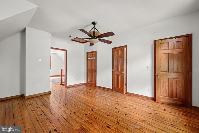 37844 NICEWARNER LN, Lovettsville, VA 20180