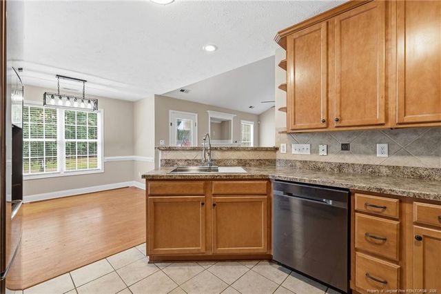 4519 Storm Cat Lane, Hope Mills, NC 28348